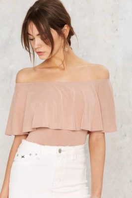 It's Official: Every Girl Is Obsessed With Off-The-Shoulder