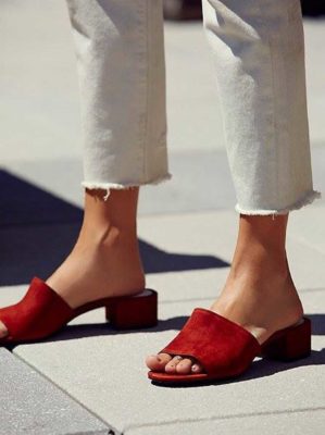 #TuesdayShoesday: The Chicest Shoe To Transition to Fall