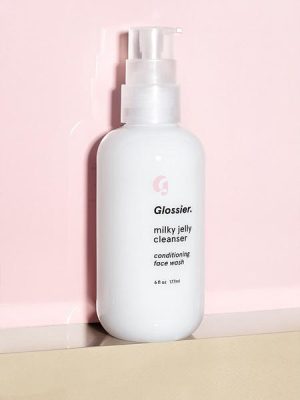 Literally Every Beauty Editor is Obsessed with Glossier