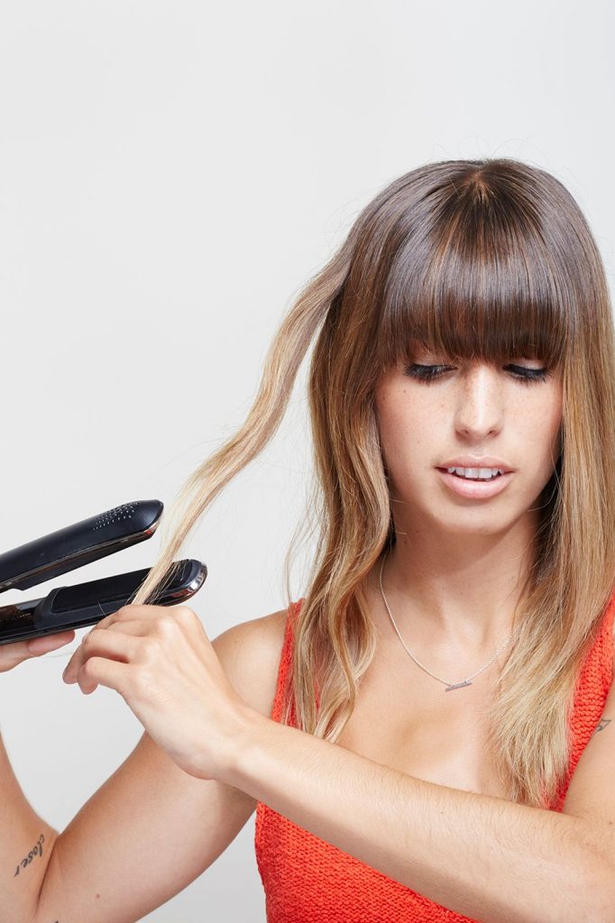 This Flat Iron Has Over 26,000 Positive Reviews on Amazon