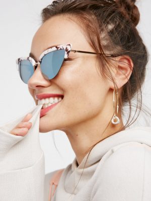 10 Habits Women With Great Skin Swear By