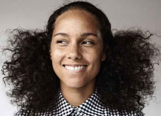 How to Nail Alicia Keys’ No-Makeup Look Using This One Product