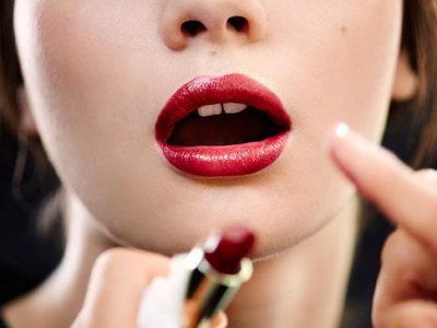 A Note to All Women: This is Why Red Lipstick is a Feminist Statement