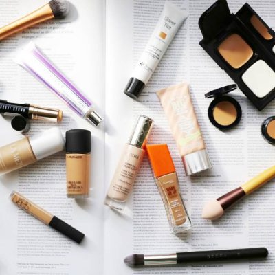 The Beauty Products You Should Always Have in Your Purse