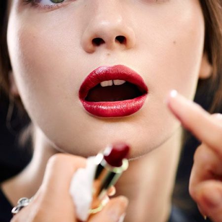 A Note to All Women: This is Why Red Lipstick is a Feminist Statement